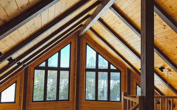 Referenzprojekt Zimmerei Kappler: Sichtbarer Innenausbau in Holzdecke